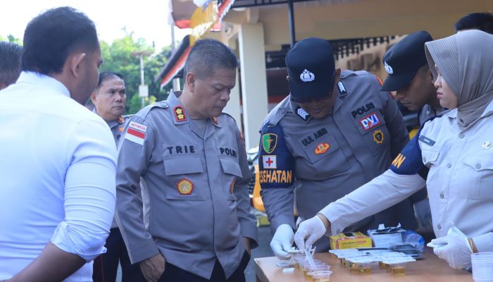 Tes Urine Dadakan di Polres Aceh Utara Pastikan Personel Bersih dari Narkoba