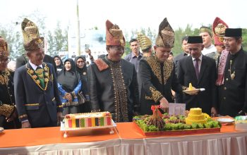 Wagub Aceh Ajak Perkuat Sinergi dan Pembangunan Berkelanjutan Pada Hari Jadi Ke-27 Aceh Singkil
