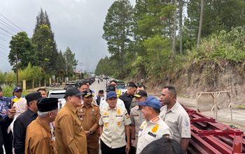 Mendagri dan Wagub Aceh Tinjau Infrastruktur Rusak di Bener Meriah dan Aceh Tengah, serahkan Bantuan Korban Bencana