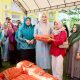 Ketua TP PKK Aceh Besar Apresiasi Pemprov Gelar Pasar Murah di Peukan Bada