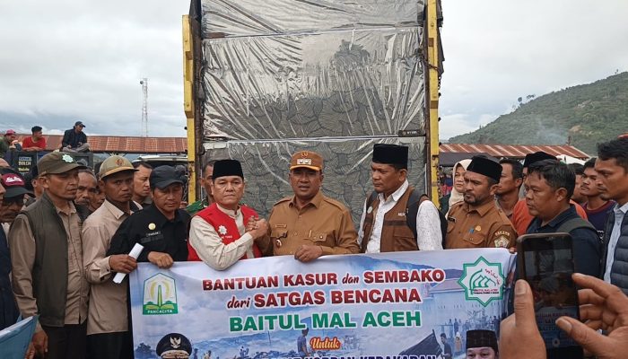 BMA Salurkan Bantuan Rp359,9 Juta untuk 96 KK Korban Kebakaran di Jagong Jeget