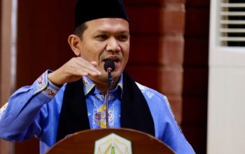 Wagub Dek Fadh Hadiri Pelantikan Pengurus PIRA Periode 2026-2029